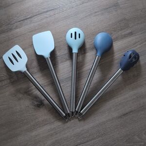 |3/$30| 5-Piece Kitchen Set